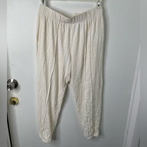 Forever 21 Cream Tapered Trousers